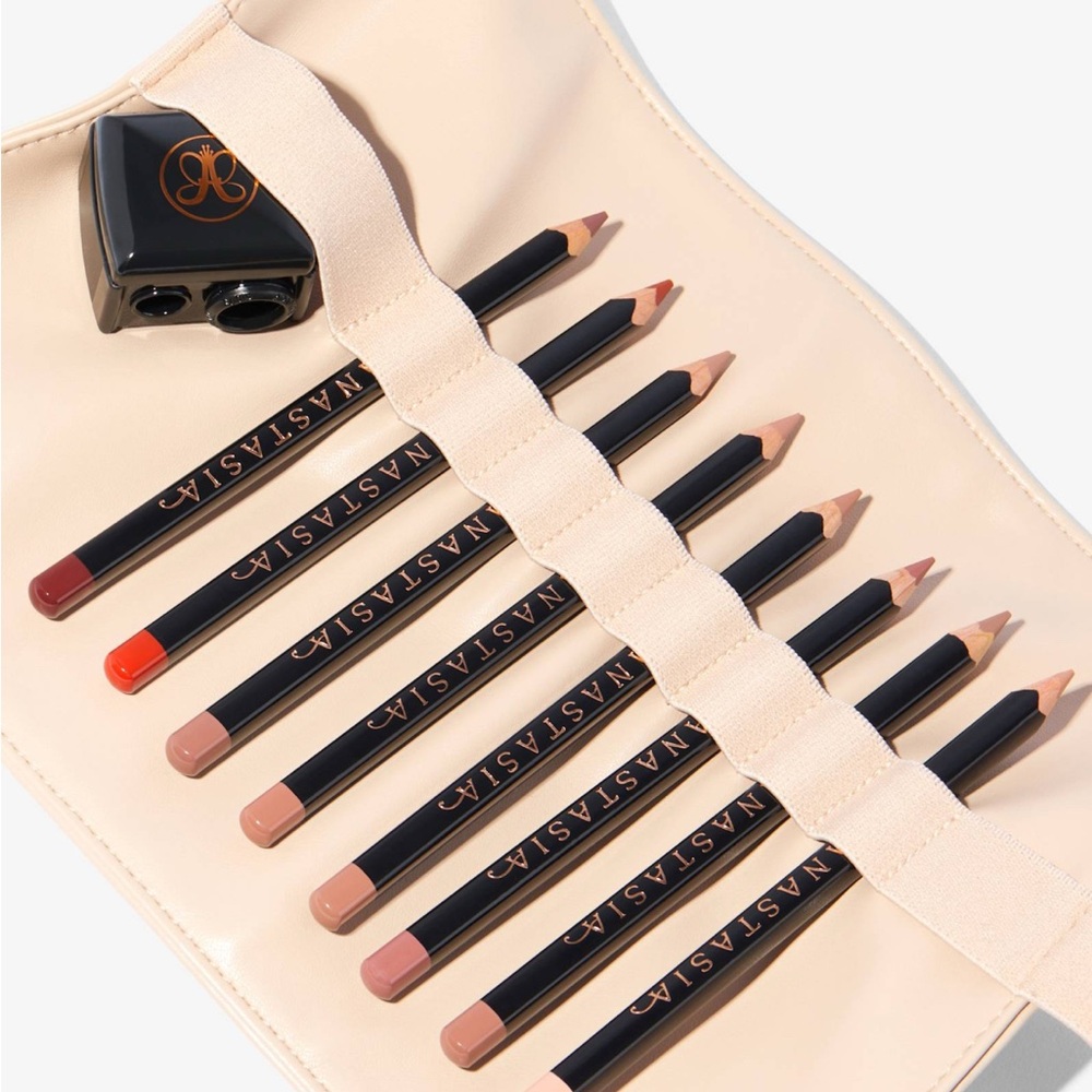 Anastasia Beverly Hills lip liner bag